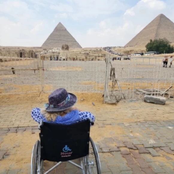 Tour accessibile con sedia a rotelle in Egitto