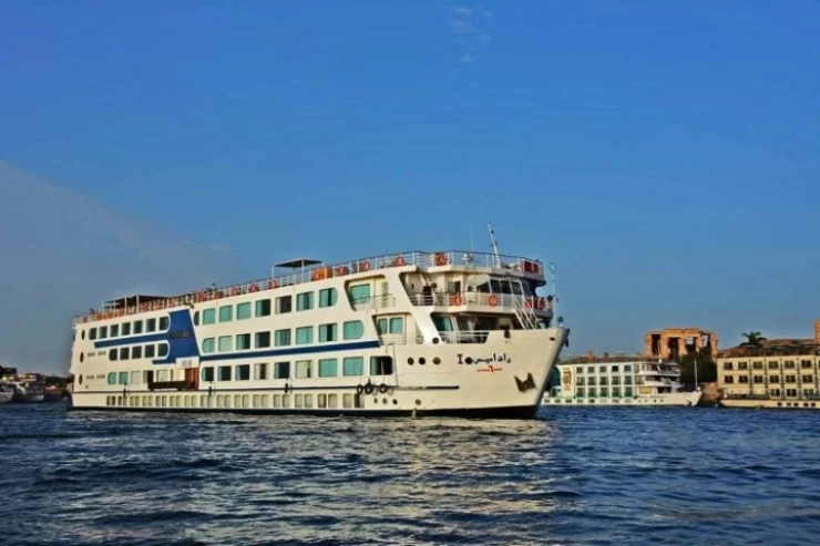 MS Radamis I Crucero por el Nilo de Luxor a Asuán y viceversa