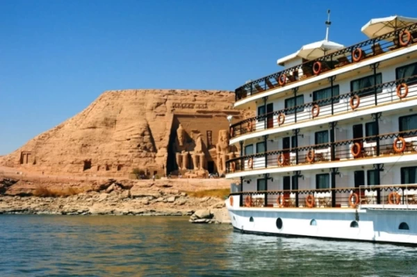 The Best Nile Cruise Packages for 4 Days at Movenpick Prince Abbas