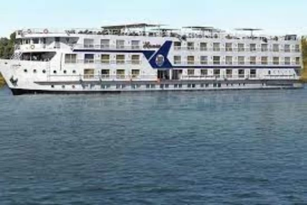 Crucero de 4 días Mövenpick MS Hamees por el Nilo de Asuán a Luxor