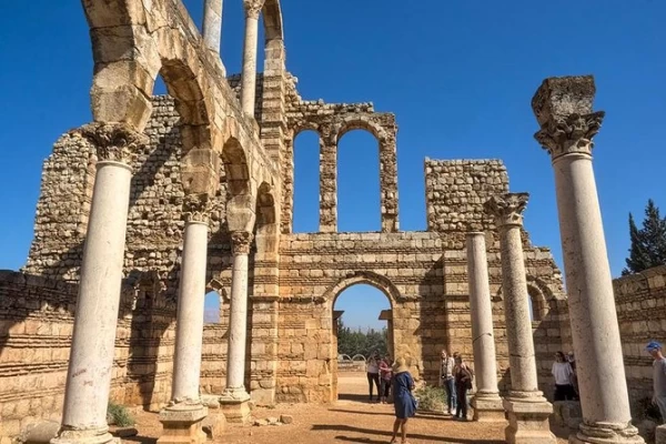 Excursión a Anjar, Baalbek y Ksara