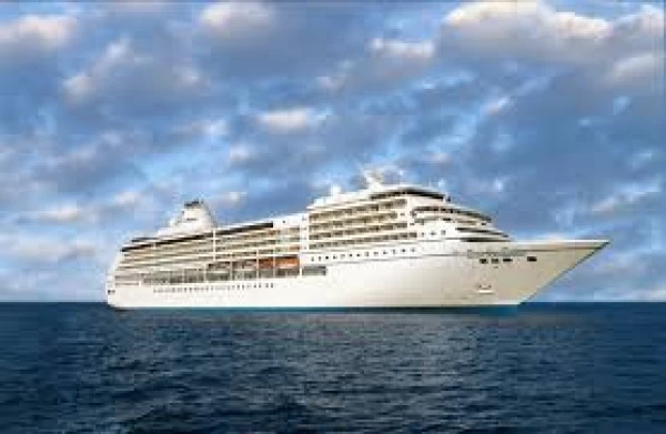 Seven Seas Mariner Cruise Stops in Safaga Port