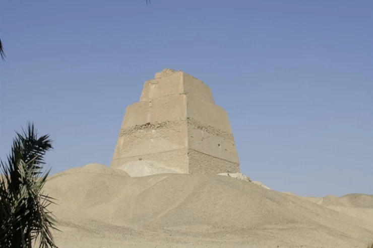 Passeio de meio dia no Cairo ao sítio arqueológico de Meidum